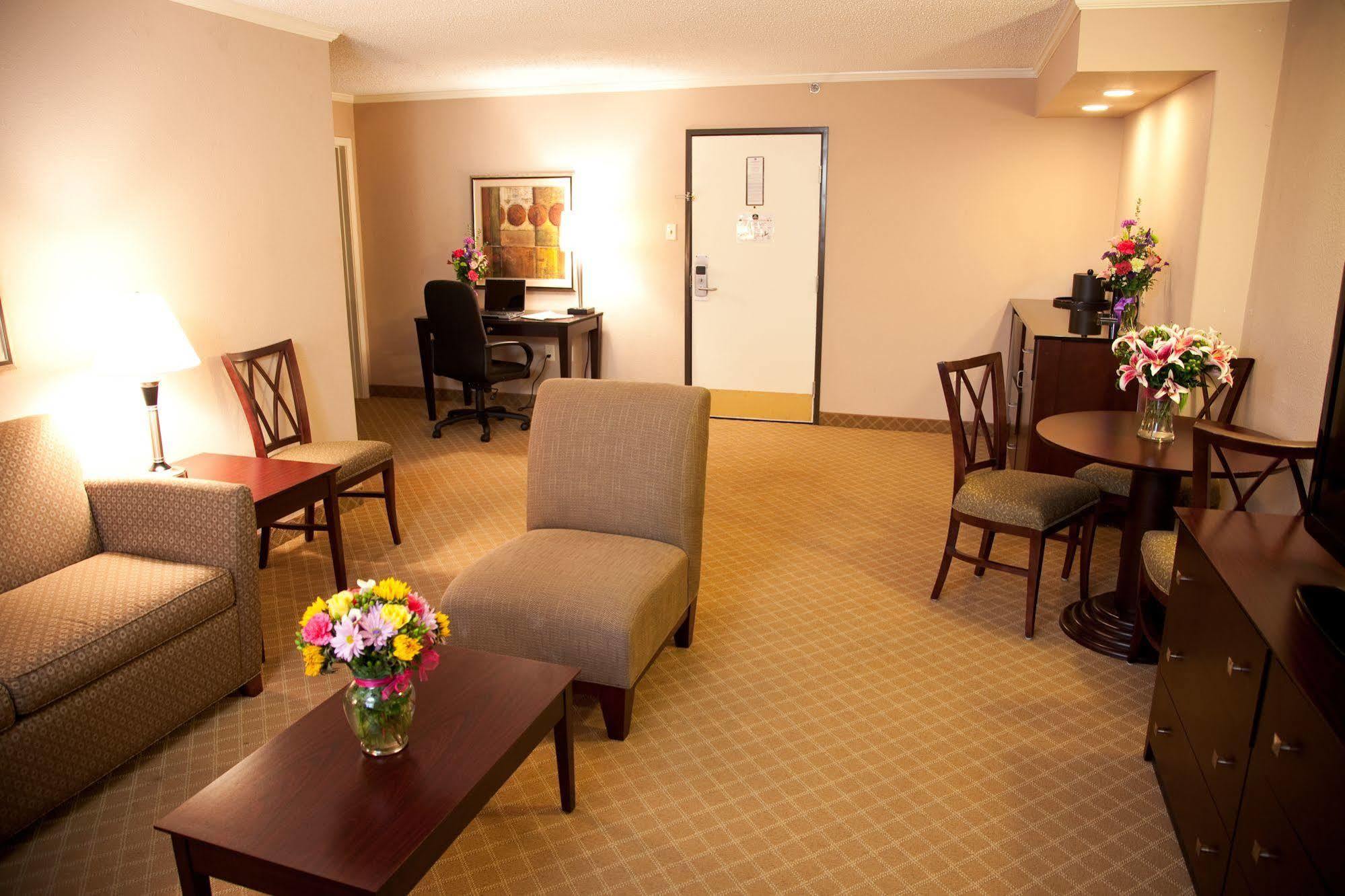 Comfort Inn & Suites At Copeland Tower Metairie Exteriér fotografie